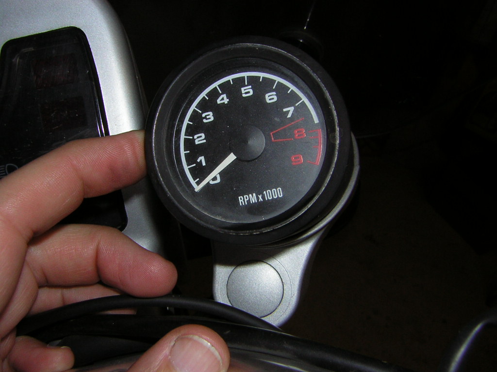 BMW tachometer