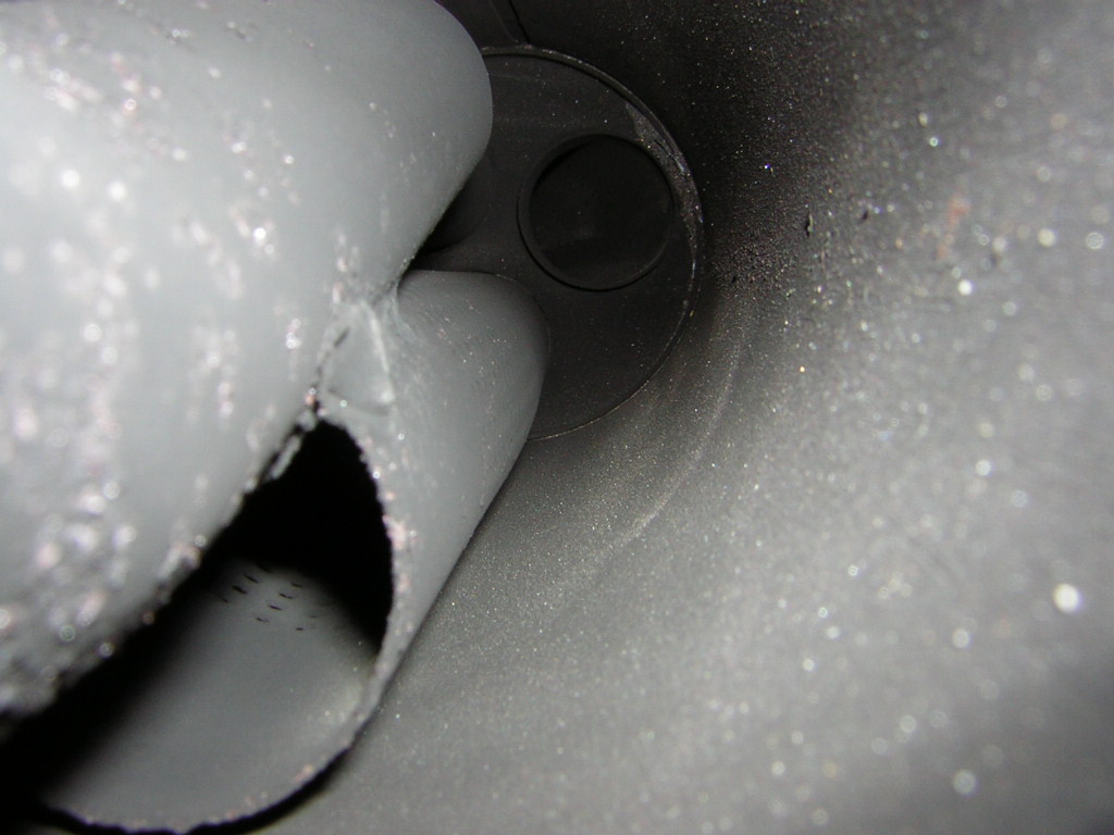 BMW muffler inner components