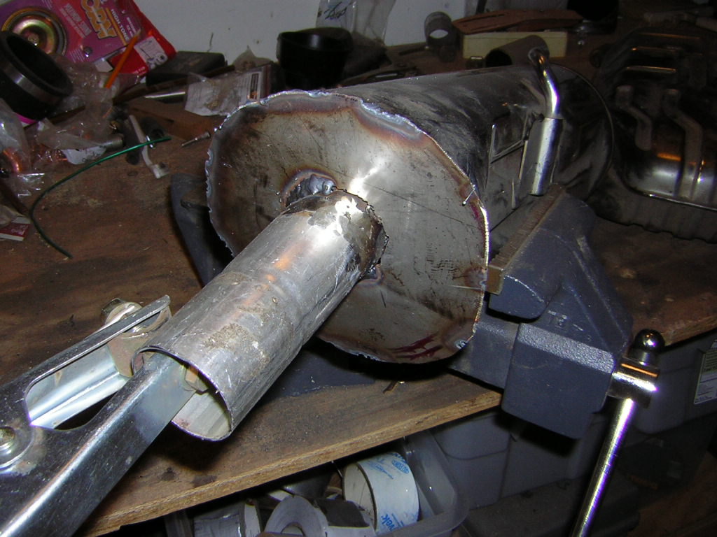 BMW muffler tack welds