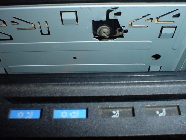VW Cabriolet, CD player, radio, install
