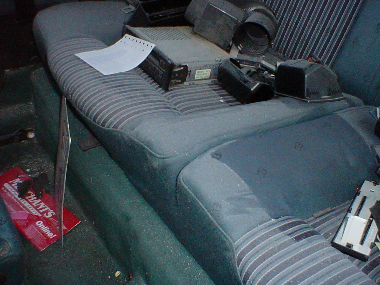 VW Cabriolet, body shop, over spray, mistake