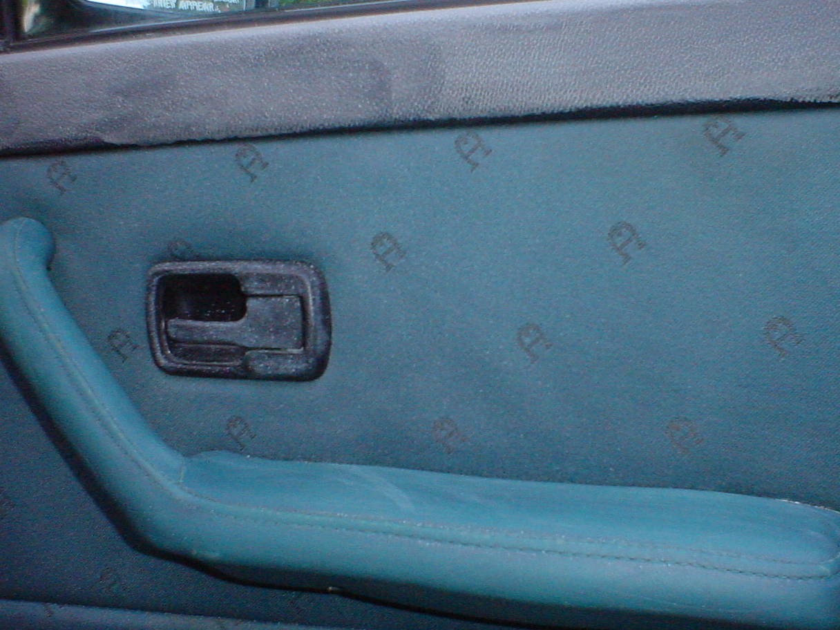 VW Cabriolet, body shop, over spray, mistake