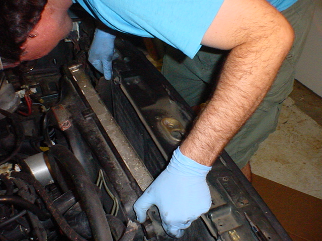 Volkswagen Cabriolet, radiator install, replace