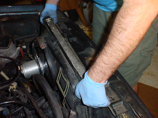 Volkswagen Cabriolet, radiator install, replace