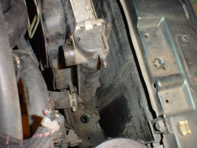 Volkswagen Cabriolet, radiator install, replace