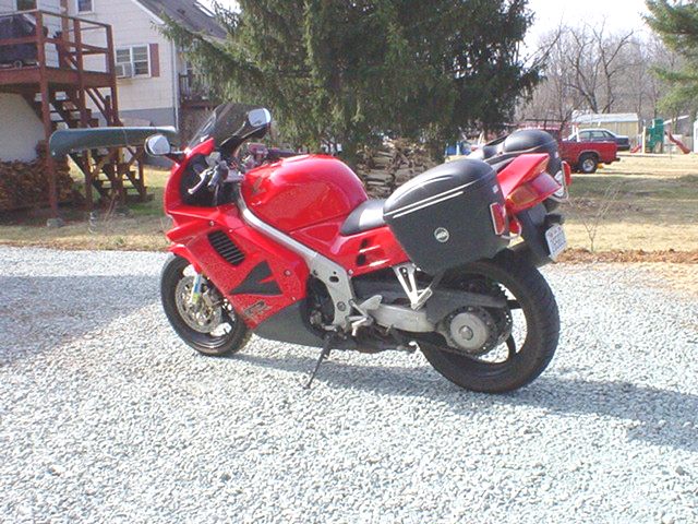 Honda VFR with Givi E21 monokey hard cases