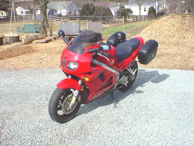 Honda VFR with Givi E21 monokey hard cases