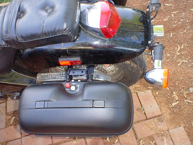 Givi hard case rack