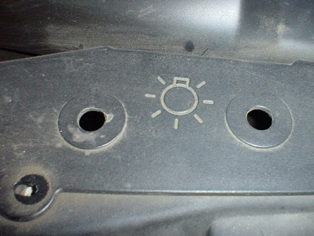 Golf III (3) year 2000 head light replacement