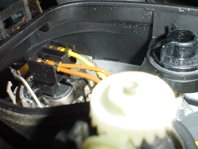 Golf III (3) year 2000 head light replacement
