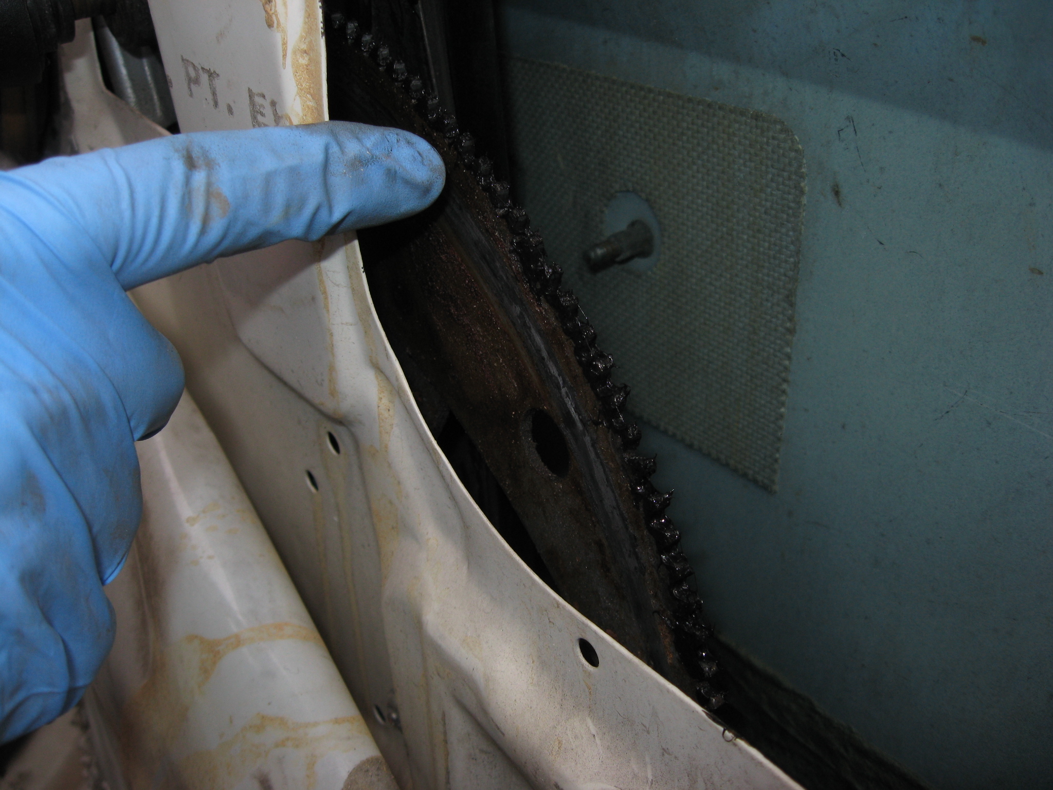 window regulator gear with grease